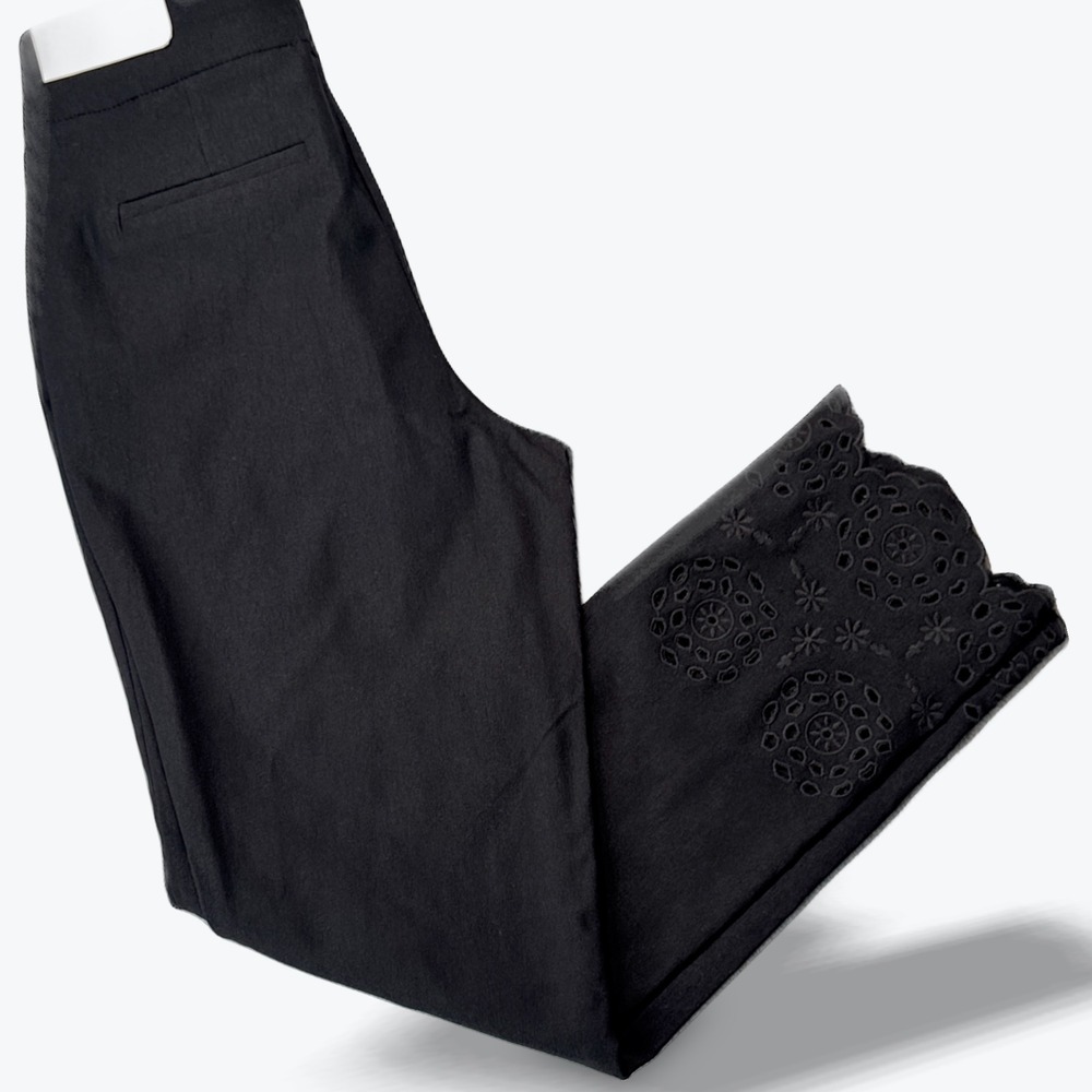 Chicos So Slimming Crop Pants Brigitte Slim Leg Eyelet Hem Size US 2 NEW - Picture 9 of 9